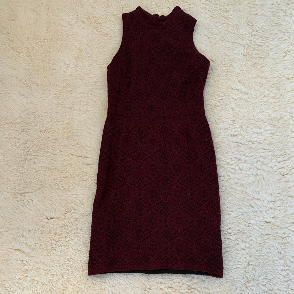 Aqua Sleeveless Wine Lace Midi Dress